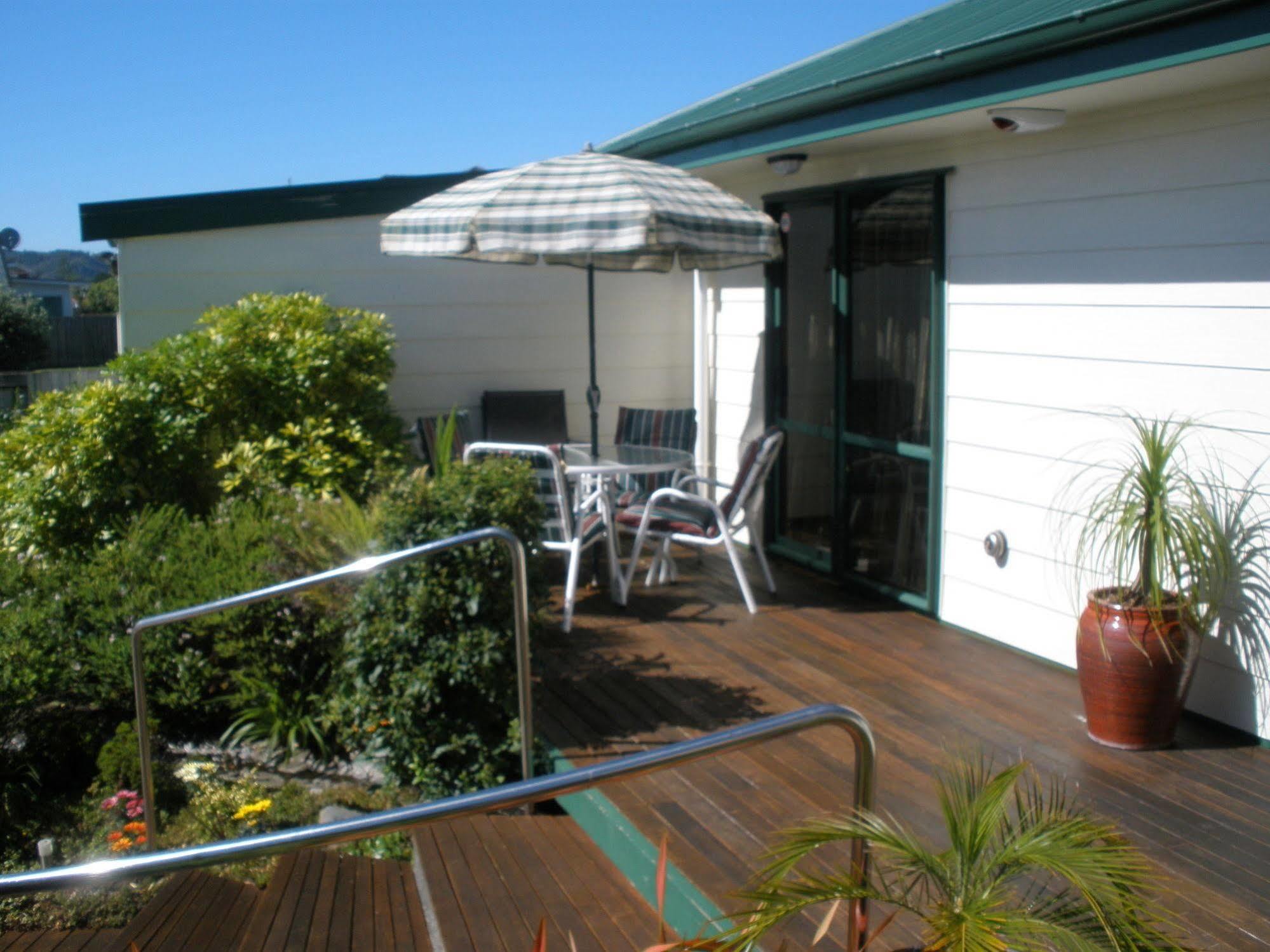Andrea'S Bed & Breakfast Whitianga Extérieur photo